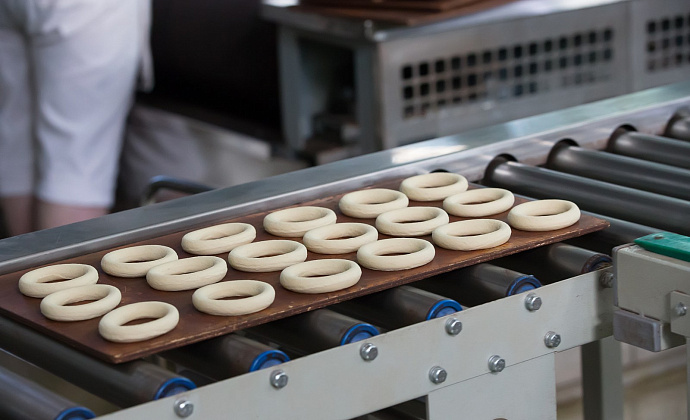 Изготовитель саговой крупки